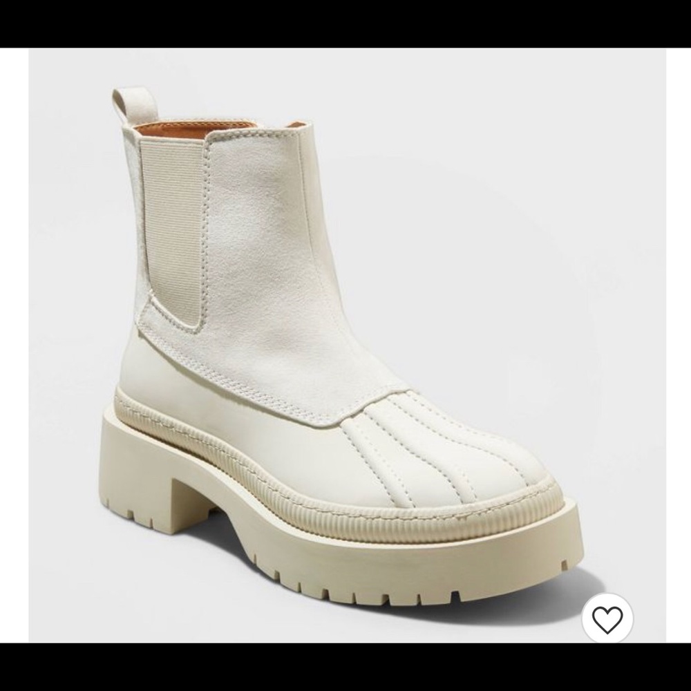 Duck boots Water repellent memory foam off-white rugged rain boots New size 11